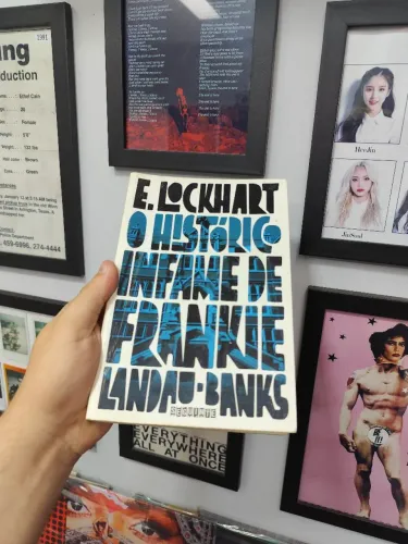 Livro - O Histórico Infame de Frankie Landau-Banks