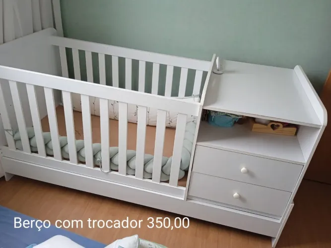 Berço com trocador - bem conservado