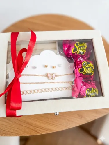 Kit Presente Amor: Porta-Joias + Semijoias e Bombons