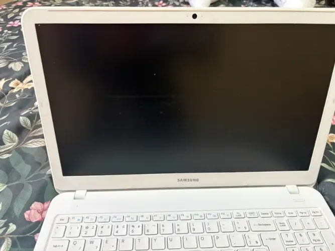 Notebook Samsung Expert NP350XBE i5