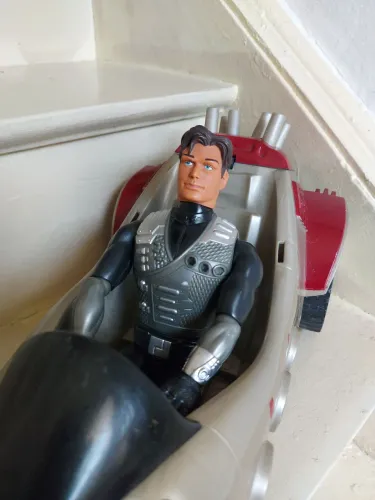 Boneco Max Steel