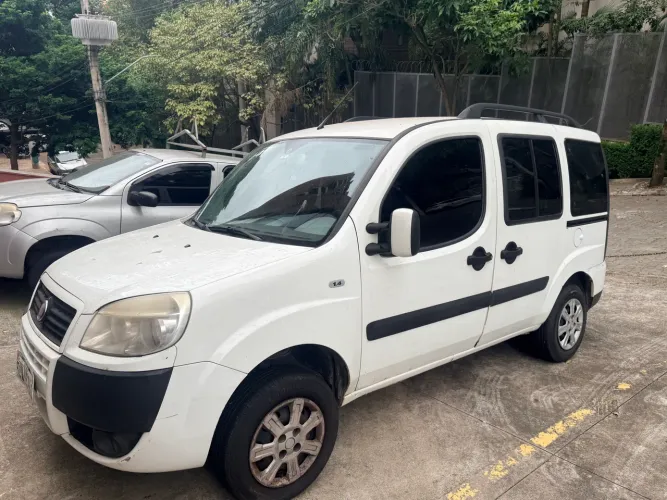 Fiat Doblo Attractive 1.4 Fire Flex 8V 5P 2013