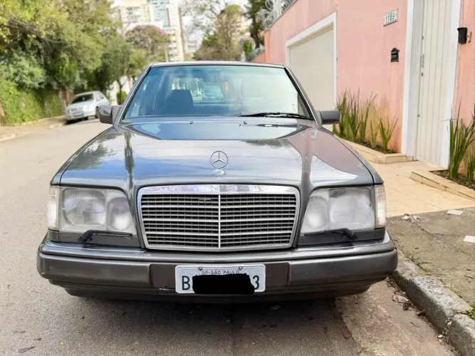 Mercedes-Benz E-320 E-320 1995