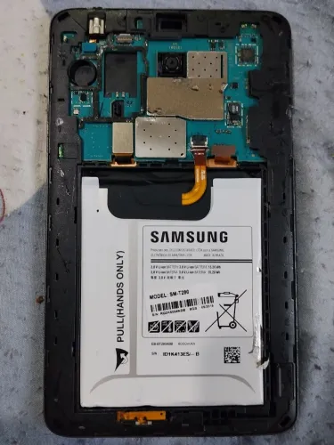 Bateria para tablet Samsung T280 com carcaça junto 