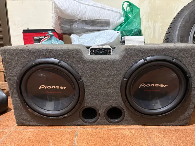 Caixa de som subwoofer 12 pioner 