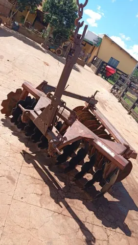 Niveladora 24 disco novo 