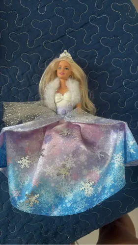 Barbie frozen