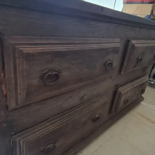 Arcaz Colonial Antigo - Madeira Nobre Maciça (para Restauro)