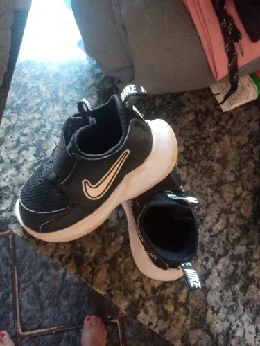 Vendo um tênis infantil 21 usado bem conservado