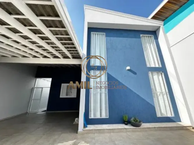 Casa com piscina, 3 Quartos sendo 1 suíte, 250m², Chácaras Oliveiras, Zona Norte, SJC