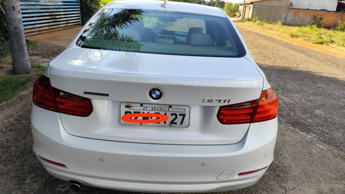 BMW 320I A Modern/sport TB 2.0/a.flex 16V 4P 2015