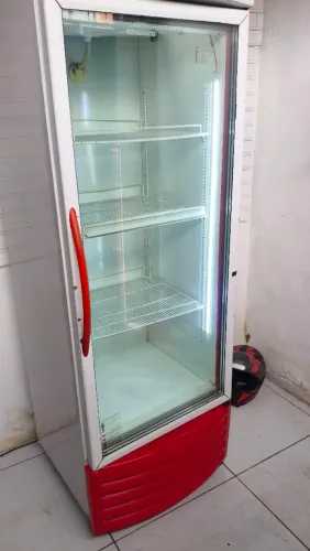 Freezer expositor