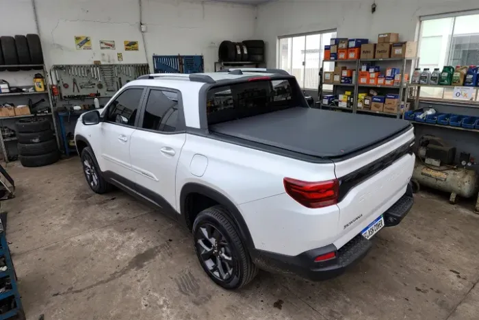 Capota marítima Flash Force para Chevrolet Montana 2023 a 2027, cabine dupla.