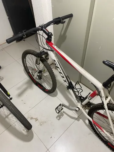 Bicicleta scott aro 26