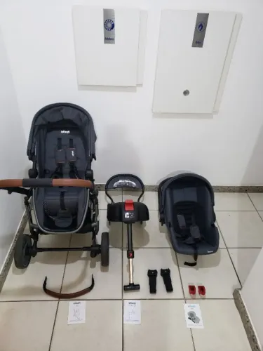 Carrinho de bebê Infanti Sky Trio Grey Vintage completo c/ bebê conforto e base c/ isofix