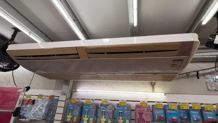 Ar Condicionado Split 58.000 BTUs Piso Teto