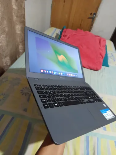 Samsung Notebook Essentials E34 I3 4gb 1tb Windows 10 Preto