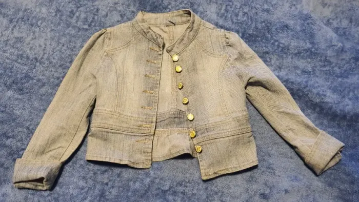 Jaqueta jeans para meninas de 4 anos