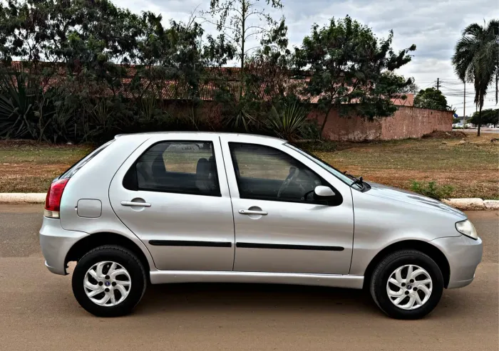 Fiat Palio ELX 1.0 Fire/30 Anos F. Flex 8V 4P 2005