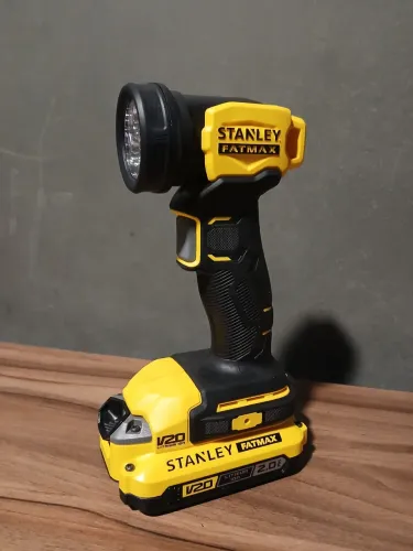 Lanterna Stanley Fatmax Nova