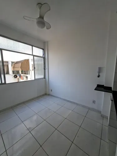 Apartamento para alugar na Praça Almirante Jaceguai, Centro, Rio de Janeiro - RJ