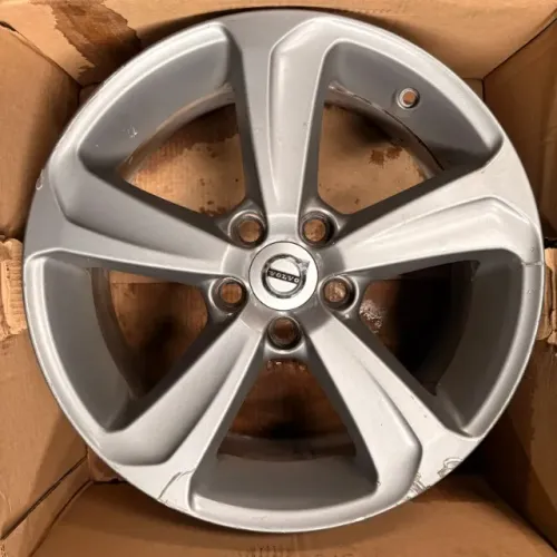 Roda aro 17 Volvo V40 original 
