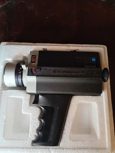 Filmadora antiga Bell e Howell Super 8mm JAPAN (ref:319)