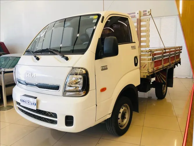 Kia Motors Bongo K-2500 2.5 4X4 TB Diesel 2024
