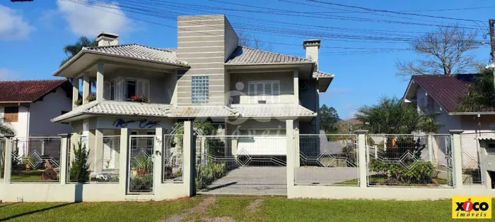 CASA / SOBRADO PARA VENDA EM PICADA CAFÉ / RS NO BAIRRO CENTRO