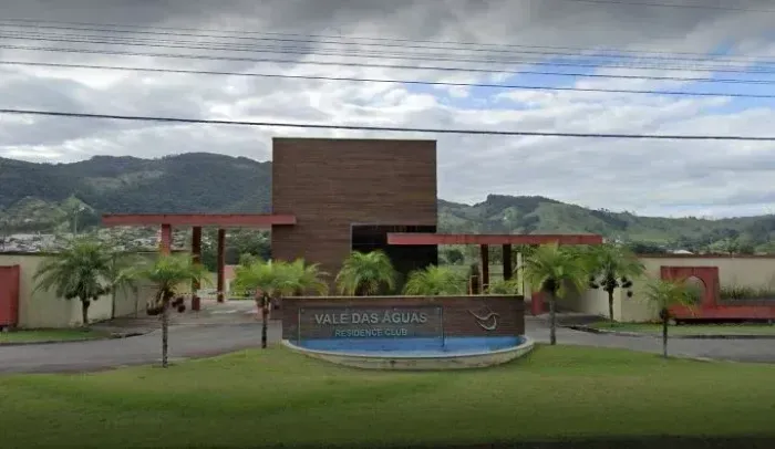 Condomínio fechado, terreno com 584m², parcelamento direto até 120x. Gravatal