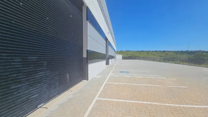 Locação Galpão Comercial ou Industrial Condominio Eldorado SJC.