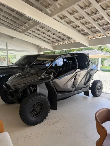 UTV Polaris Rzr Ultimate 184cv mais de 25 mil de som