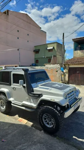 Troller T-4 4X4 2.8 TB Int. Cap. Rígida Diesel 2001