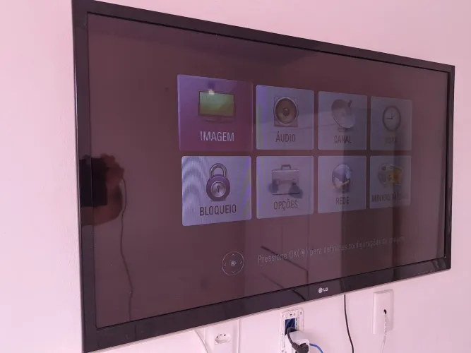 TV LG 42 Polegadas Full HD LED - Modelo 42LS4600-SA