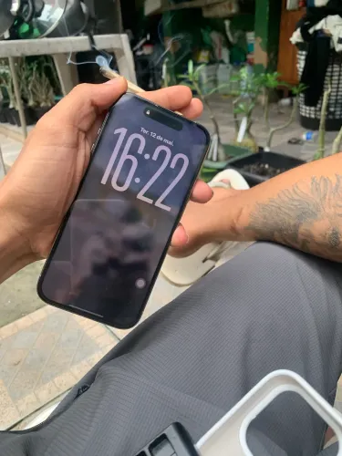 iPhone 15 pro pra vender logo