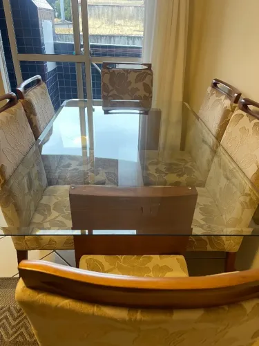 Mesa de jantar de vidro 6 lugares