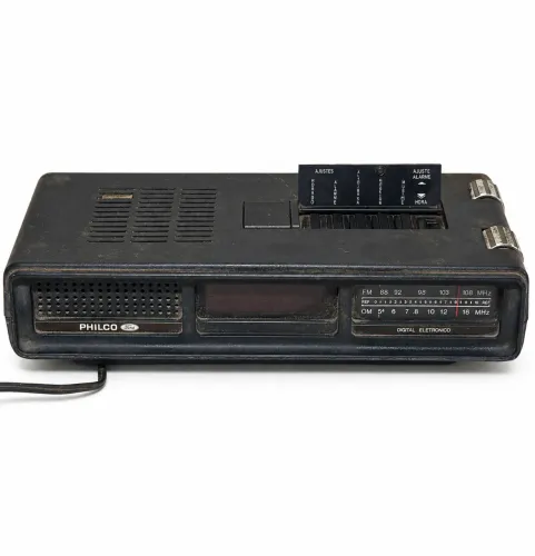 Rádio relógio Philco Ford antigo funcionando 1970