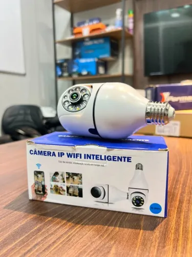 Câmera Lâmpada 360 Wi-Fi Inteligente com Visão Noturna