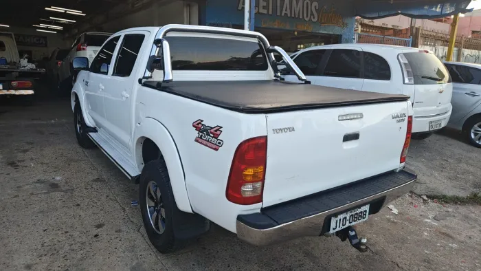 Toyota Hilux CD SRV D4-d 4X4 3.0 TDI Dies 2011