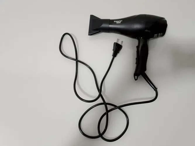 Secador Taiff Black 1700W - Seminovo