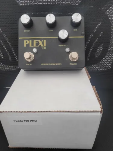 Baixei! Lovepedal Plexi 100 Pro - Overdrive/Distortion/Boost