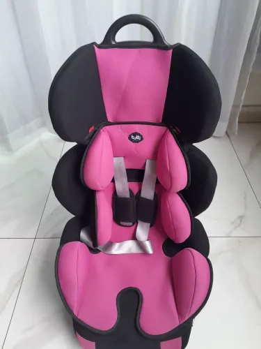 Vendo cadeira para carro, usada poucas vezes, de 9 a 36 quilos
