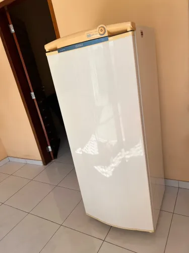 Geladeira Seminova Consul