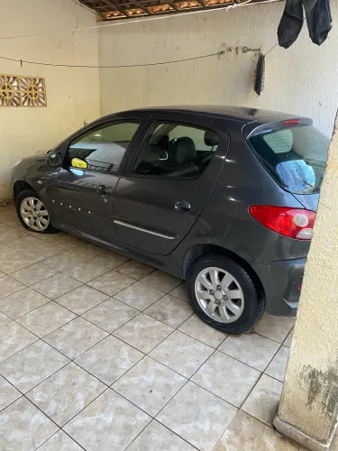 Peugeot 207 XR Sport 1.4 Flex 8V 5P 2012