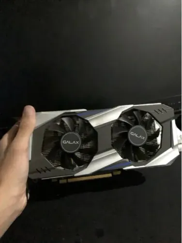 GTX 1060 6GB / Troco por iPhone