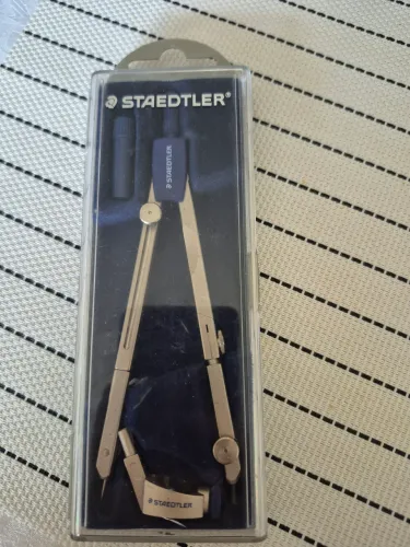 Compasso Marca: Staedtler Mars 554