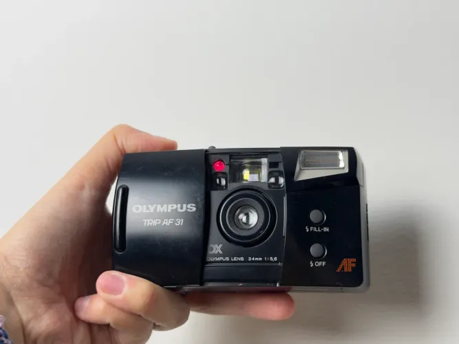 Câmera Analógica Olympus Trip AF 31