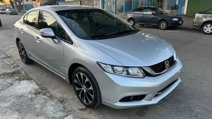 Honda Civic Sedan LXR 2.0 Flexone 16V Aut. 4P 2016