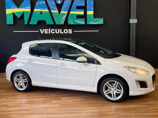 Peugeot 308 Allure 1.6 Flex 16V 5P Mec. 2013
