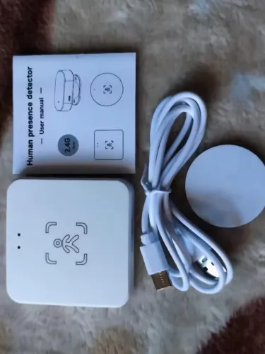 Sensor de Presença Humana Wi-Fi Tuya